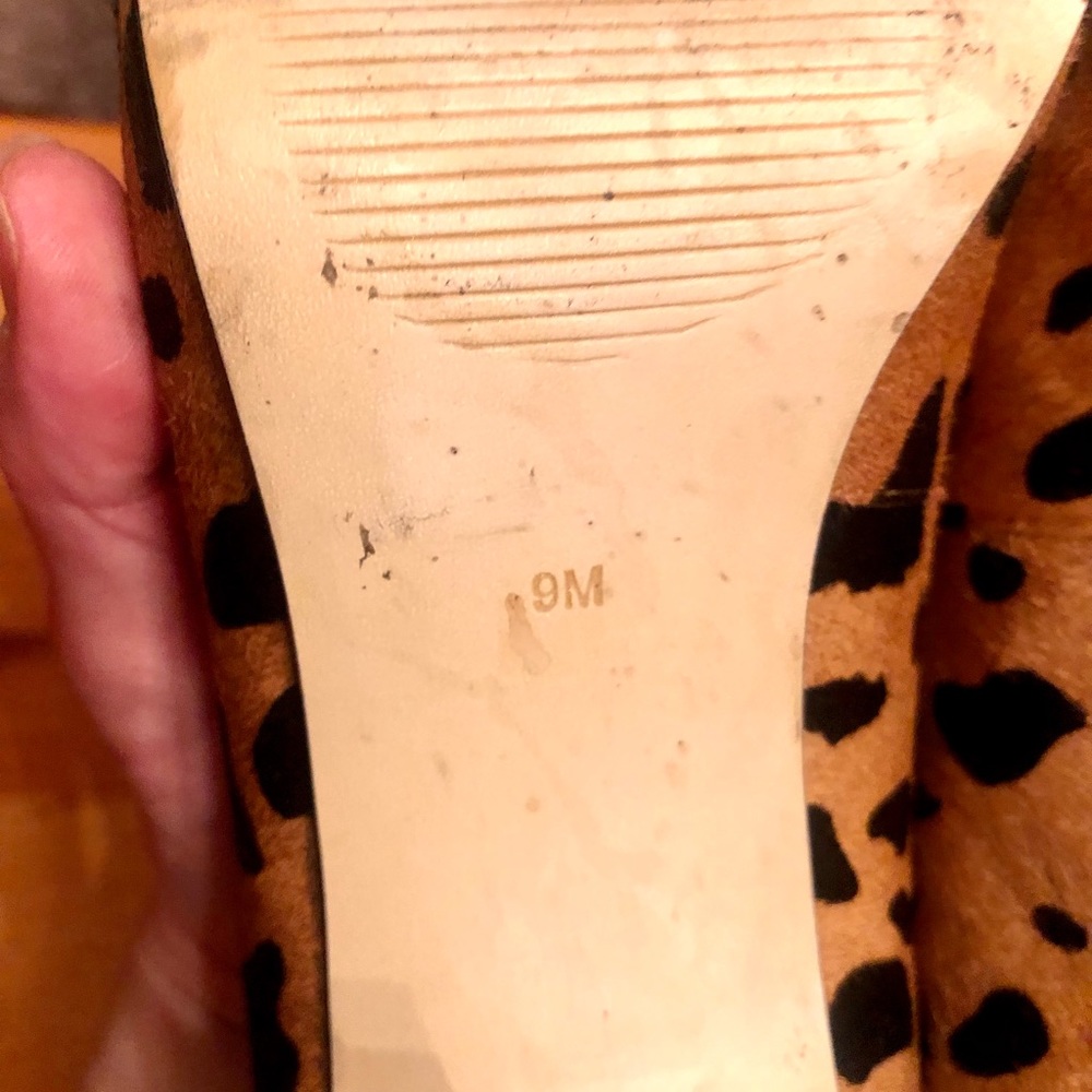 Guess by Marciano faux leather leopard pattern open toes Heels size 9 M - Picture 12 of 14